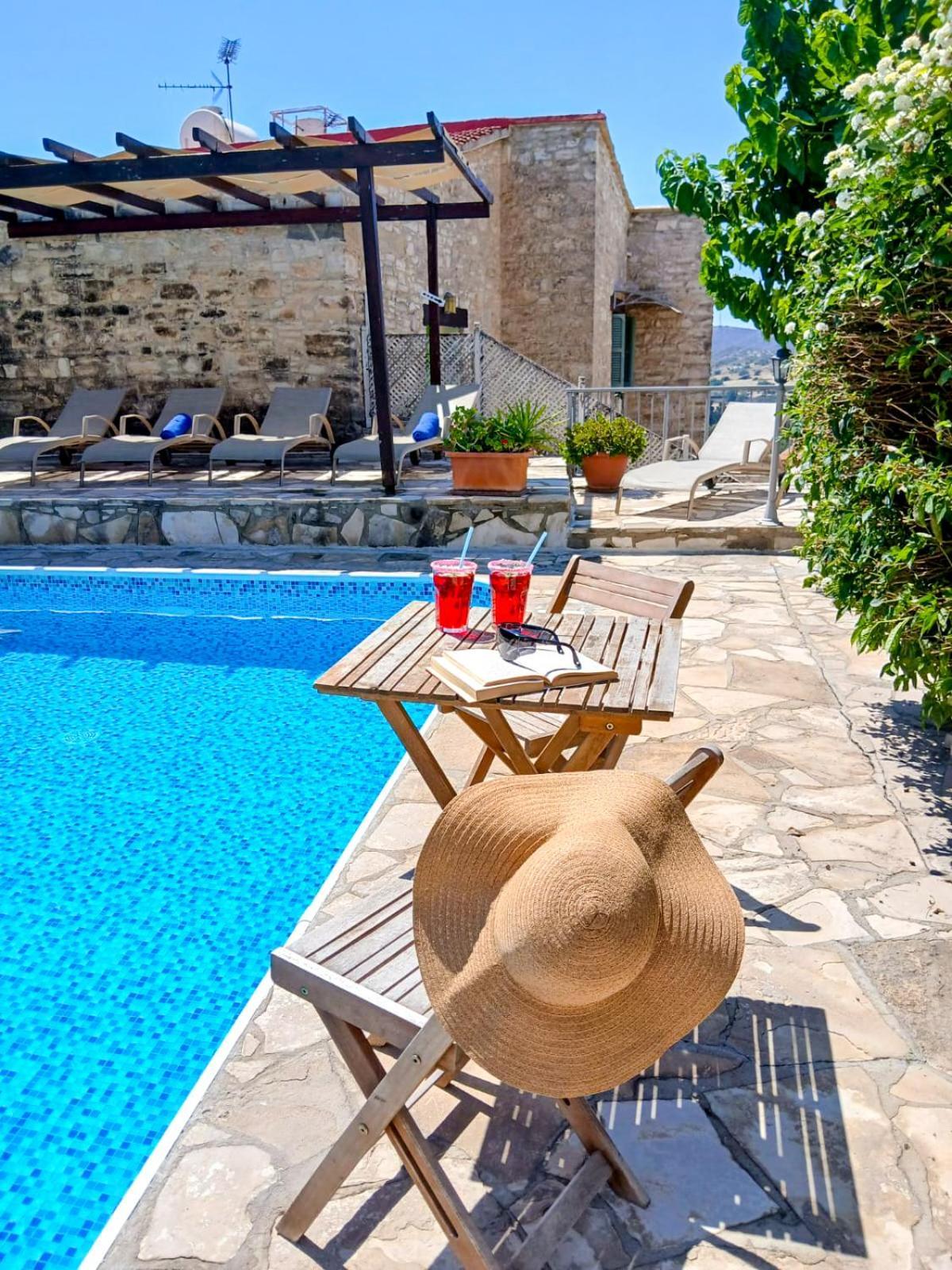 Ferienwohnung Athena'S Pool Oasis Skarinou Exterior foto